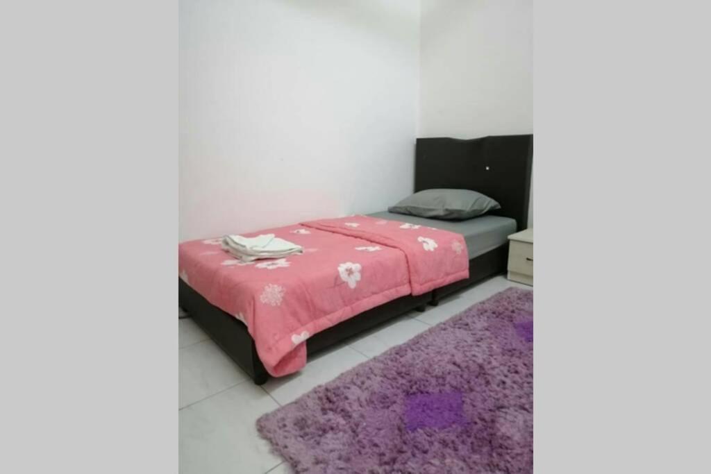 Orked Aeridina Homestay Puchong Eksteriør billede